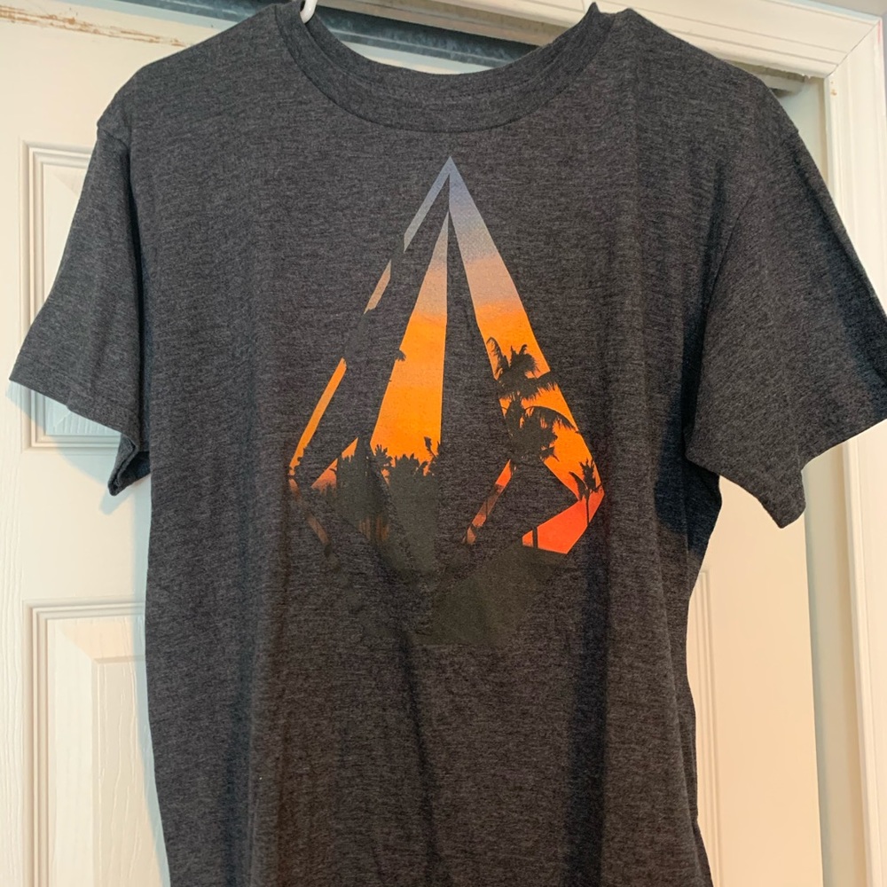 Volcom logo t shirt